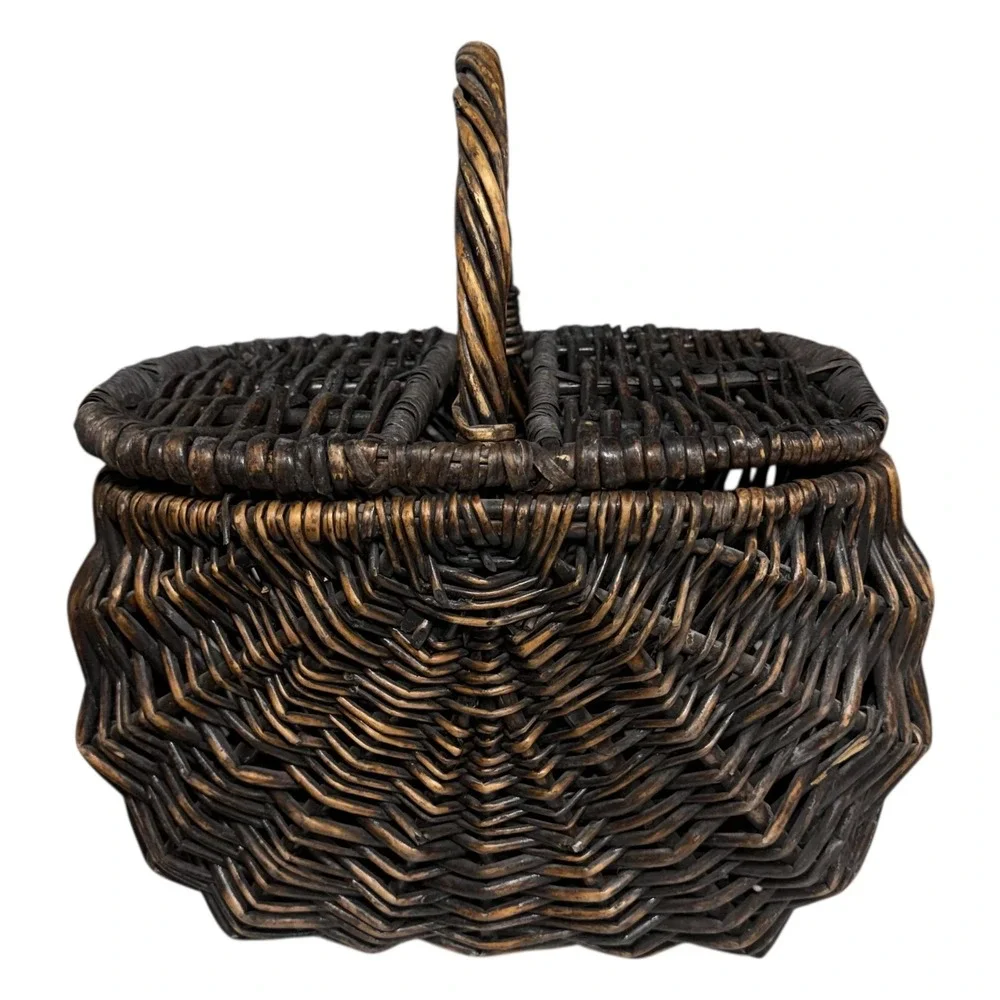 Wicker Lidded‎ Picnic Basket 16